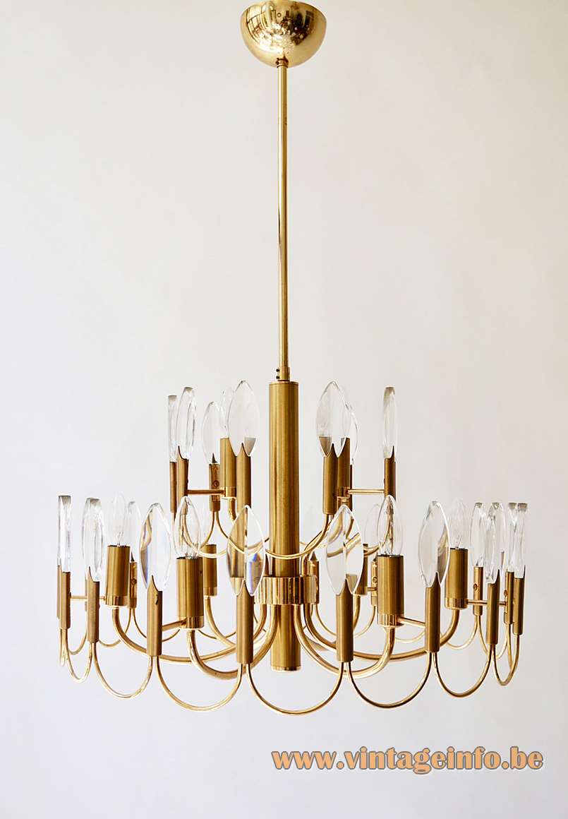 Gaetano Sciolari brass & crystal drops chandelier curved thin rods 9 light bulbs 1970s Sciolari Illuminazione Italy 