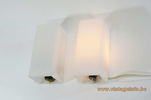 1960s Cuboid Acrylic Wall Lamps 7