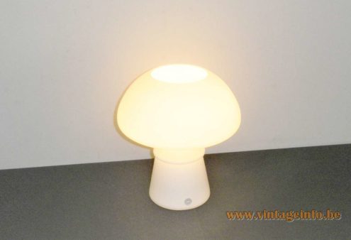 Odreco White Glass Mushroom Table Lamp 4