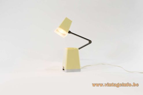 Well Lite Folding Pyramid Table Lamp 3