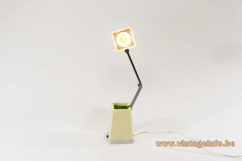 Well Lite Folding Pyramid Table Lamp 5