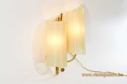 1950s Brass And Acrylic Wall Lamp 5