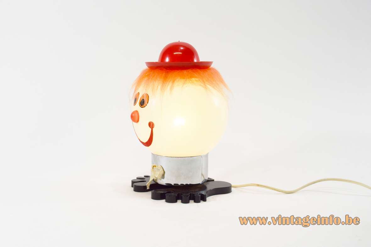 970s bobblehead table lamp plastic red hat black feet Stilfer Linea Zero E14 lamp socket Italy