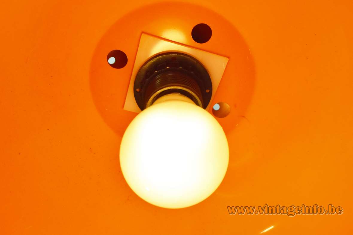 1970s orange acrylic rise & fall pendant lamp mushroom lampshade Zonca International Spa Italy MCM E27 Bulb