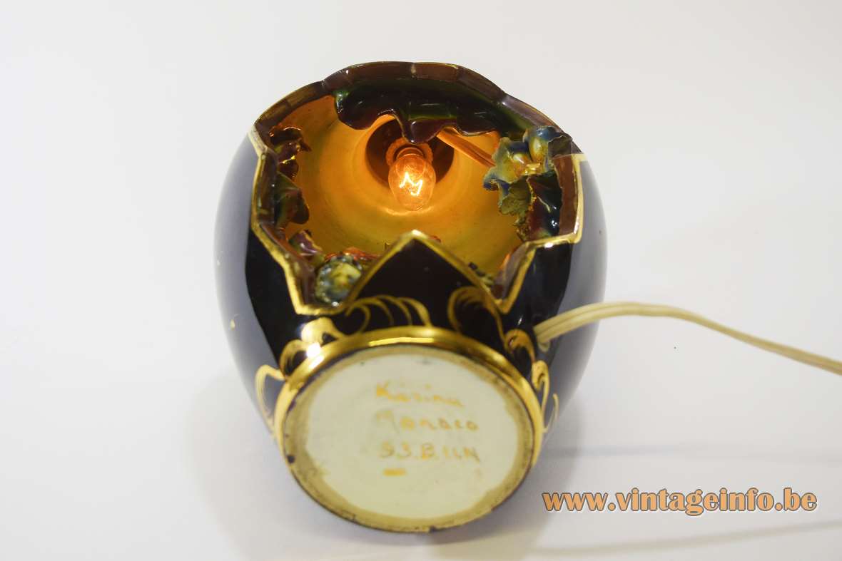Kérina Monaco table lamp urn tourist kitsch souvenir in black gold ceramics starfish shellfish 1950s 1960s
