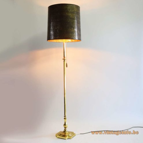 1970s Classic Brass Floor Lamp 3