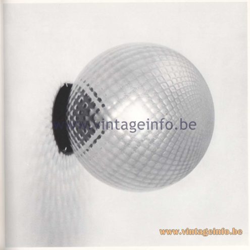 Quattrifolio Design Catalogue 1973 - Crizia flush mount or wall lamp