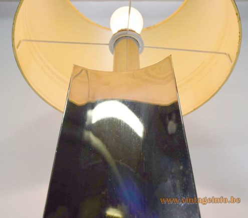 1970s Concave Square Chrome Table lamp 3
