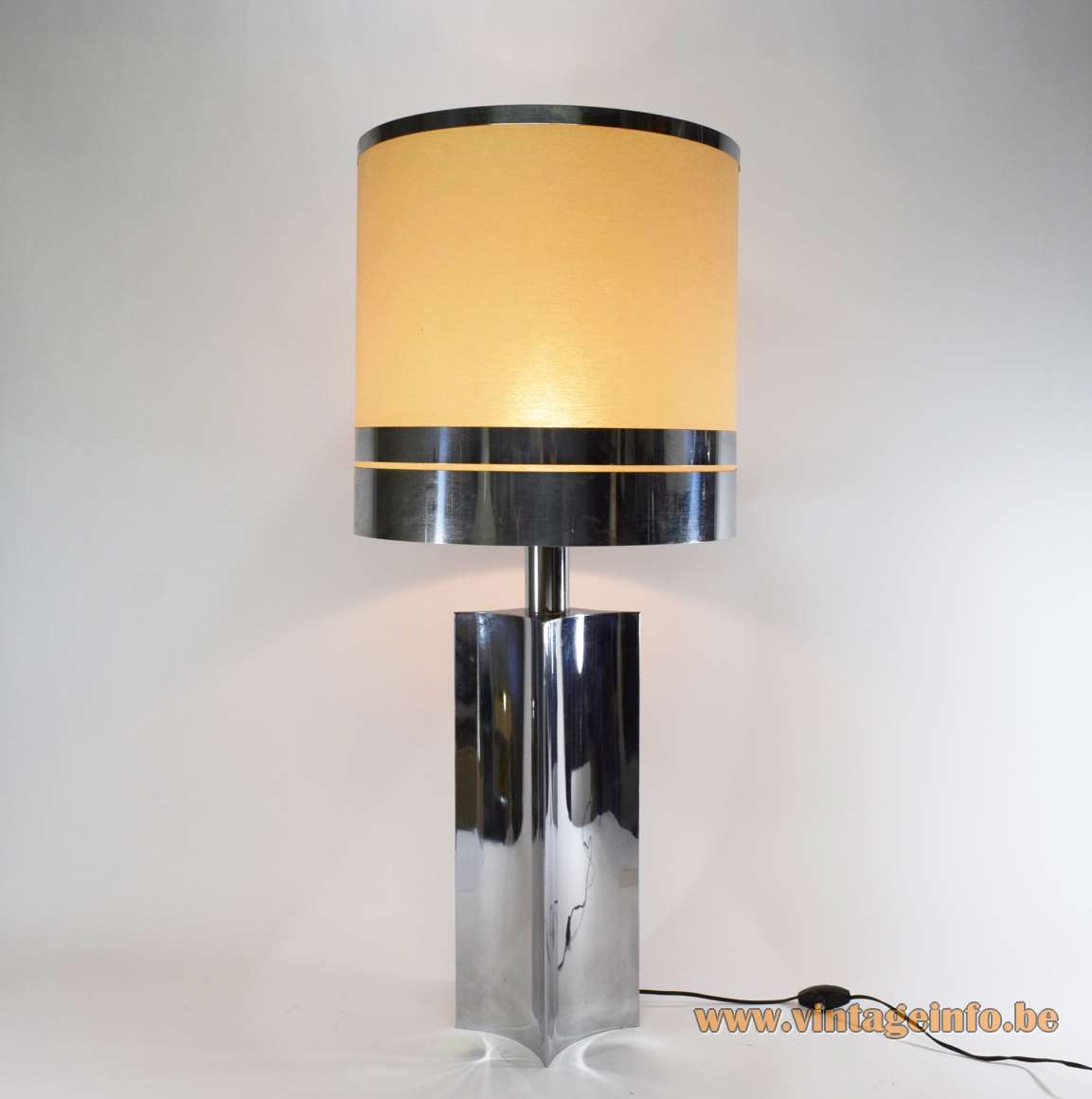 1970s concave square chrome table lamp metal base polyester lampshade chrome rings 1960s 1970s Italy