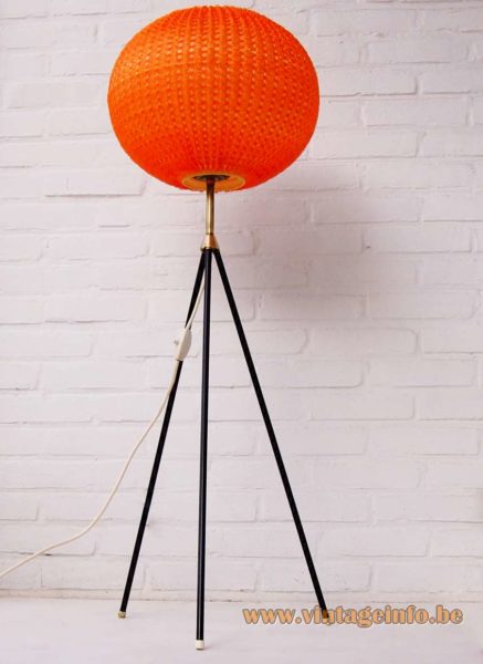 Aro Leuchte Tripod Globe Floor Lamp 2