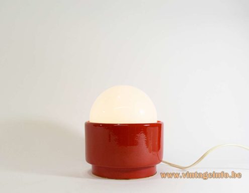 1960s Round Red Porcelain Table Lamp 10