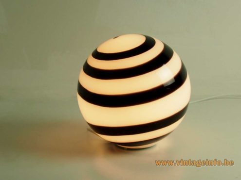 WOFI Leuchten Zebra Globe Table Lamp 1