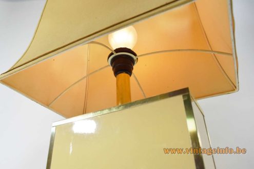 1980s Pagoda Table Lamp 5