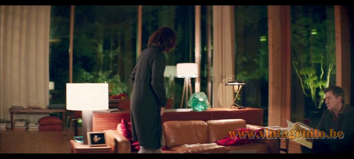 Philips Decora Desk Lamp used as a prop in the film Avant l'Hiver (2013) Lamps in the movies!