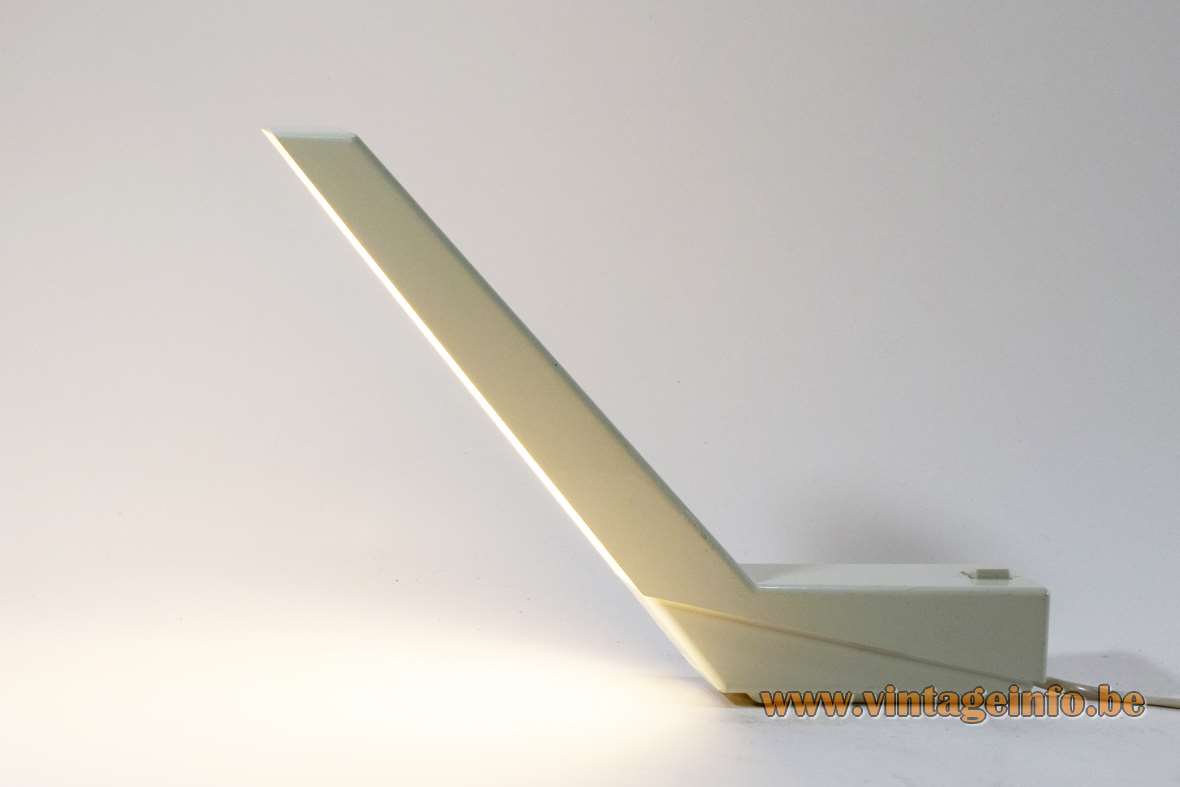 Indoor deLamp desk lamp 1983 design: Rob Wermenbol white plastic geometric angled lampshade 1980s The Netherlands