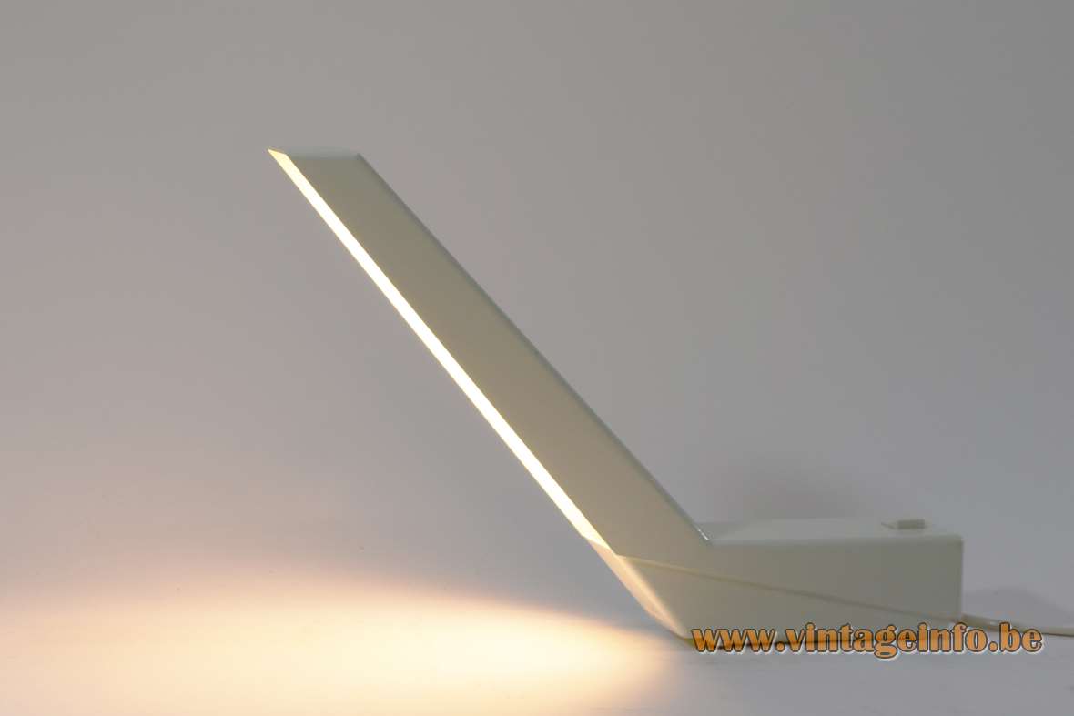 Indoor deLamp desk lamp 1983 design: Rob Wermenbol white plastic geometric angled lampshade 1980s The Netherlands