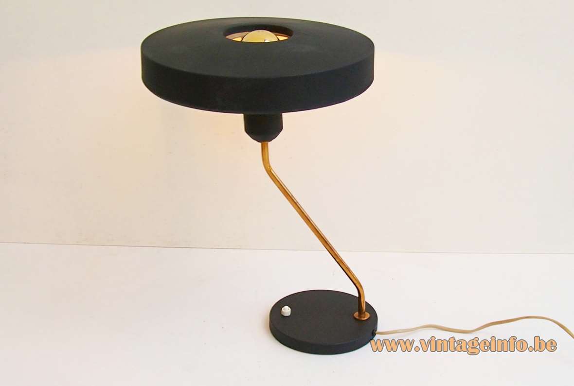 Louis Kalff Romeo desk lamp black round base folded brass rod mushroom lampshade Philips 1960s 1970s