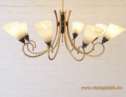 1950s 8 Light Spider Chandelier 5