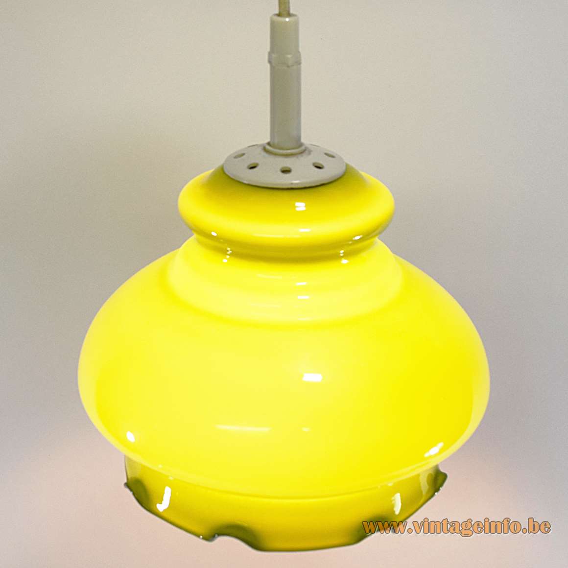 Peill + Putzler pendant lamp olive green yellow glass serrated bottom 1960s 1970s MCM Mid-Century Modern Germany E27 socket