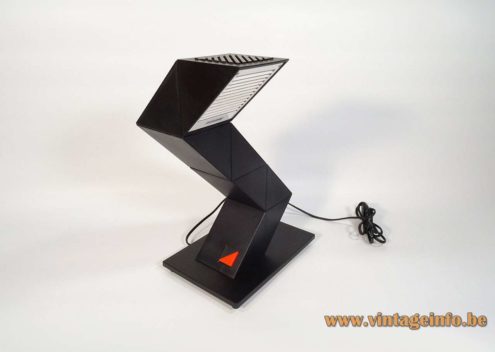 Zig Zag Desk Lamp 1