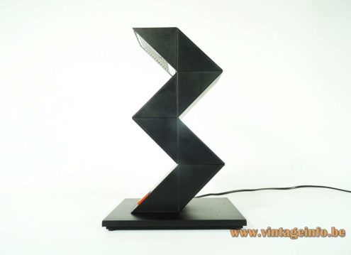 Zig Zag Desk Lamp 4