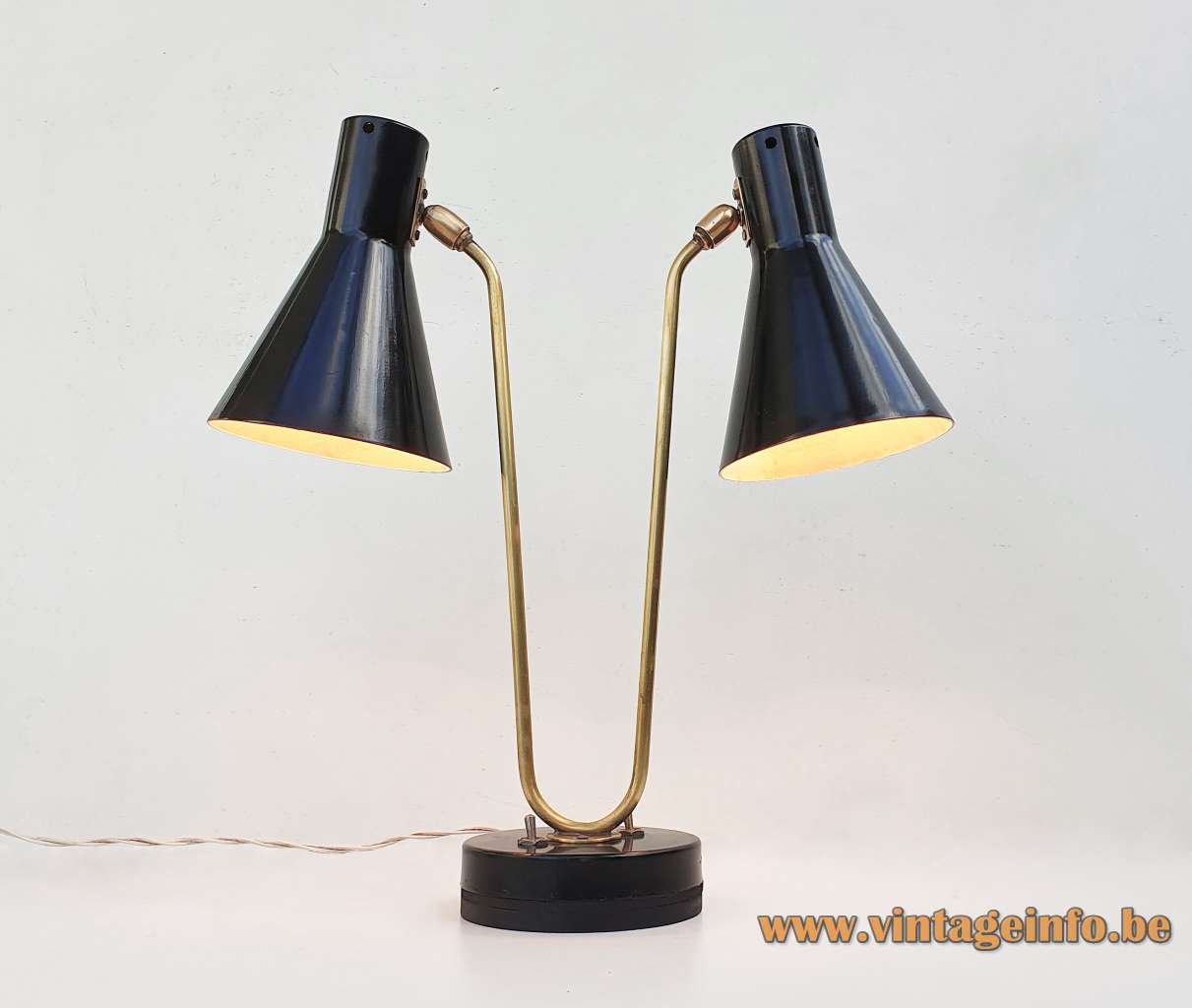 Gerald Thurston double desk lamp Lightolier 2 black lampshades & base curved folded brass rod 1950s 1960s