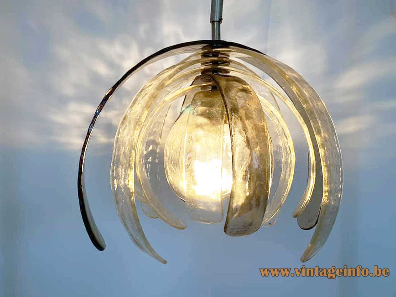 Carlo Nason artichoke pendant lamp 1970s design curved amber Murano glass leaves 1970s AV Mazzega Italy