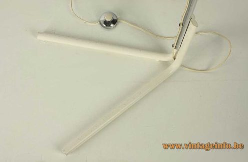 Tramo Acrylic Arc Floor Lamp 5