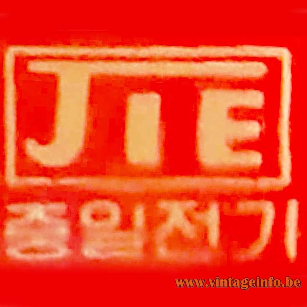 JIE Japan label