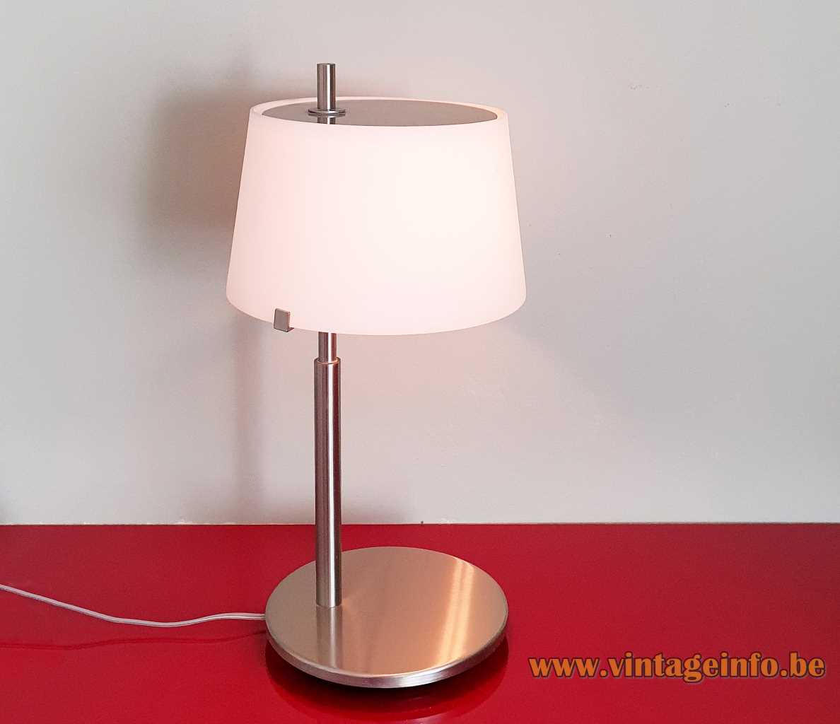 FontanaArte Passion table lamp 2004 design: Studio Beretta Associati nickel-plated metal conical opal glass lampshade 