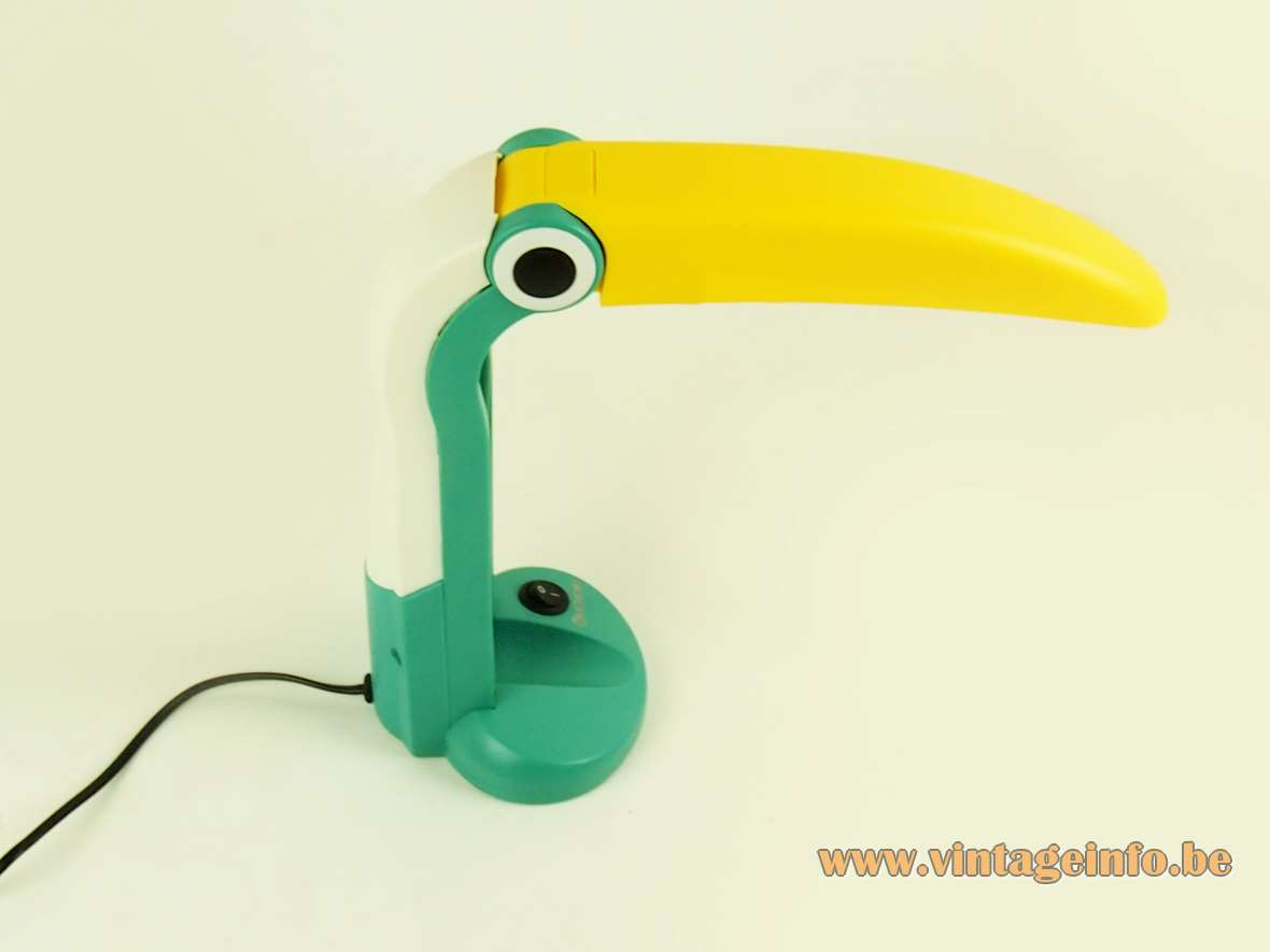 Huangslite toucan desk lamp design: Huo-Tu Huang yellow green plastic pelican bird Taiwan 1990s 2000s