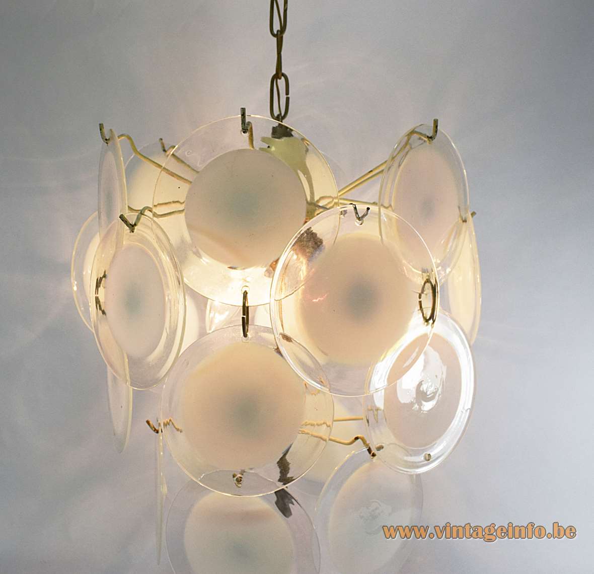 24 white discs murano chandelier 36 glass dishes chrome wire frame Mazzega Vistosi design 1960s 1970s