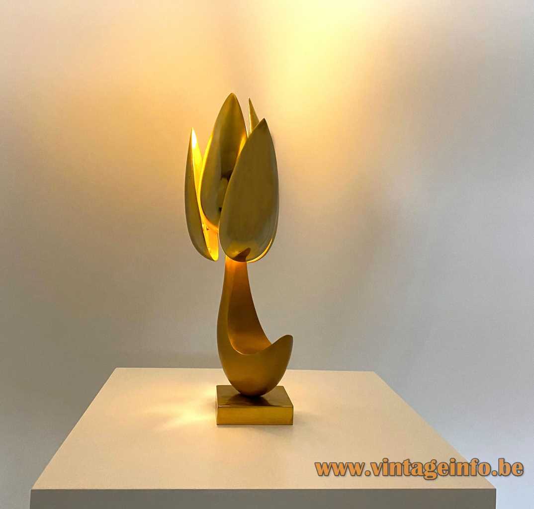 Michel Armand flower table lamp square metal base gilded bronze shells lampshade Canada 1970s 1980s E27 sockets