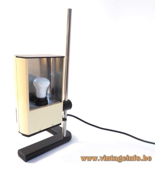 Manade Samp Desk Lamp 2