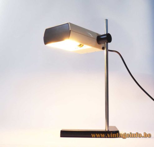 Manade Samp Desk Lamp 4