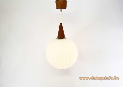 Opal Glass Globe Pendant Lamp 1