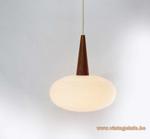 Oval Globe Pendant Lamp 3