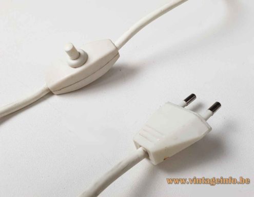 Doria Glass Globe Table Lamp 5