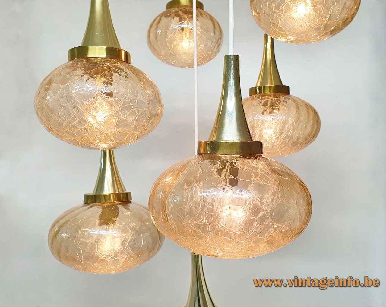 Oval crackle globes pendant chandelier brass spider 7 glass sphere cascading lampshades 1970s Hustadt-Leuchten Germany