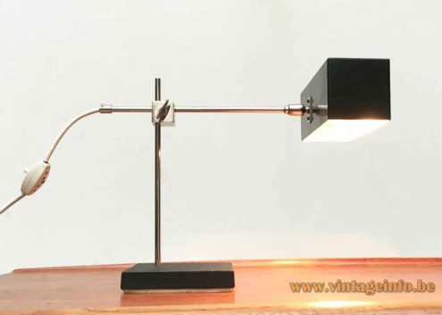 BuR Flamingo Desk Lamp 2
