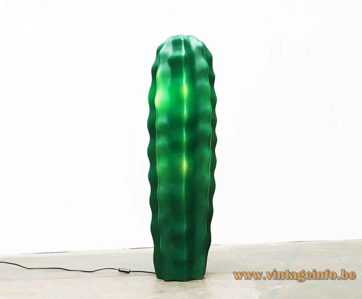 Flötotto Sucu cactus floor lamp elongated green plastic lampshades 1990s design: Art Nowo Germany E14 sockets