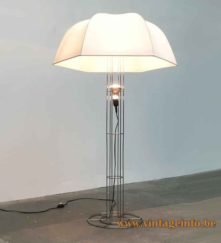 Artimeta Umbrella floor lamp chrome wire frame base white parasol lampshade design: Gijs Bakker 1970s