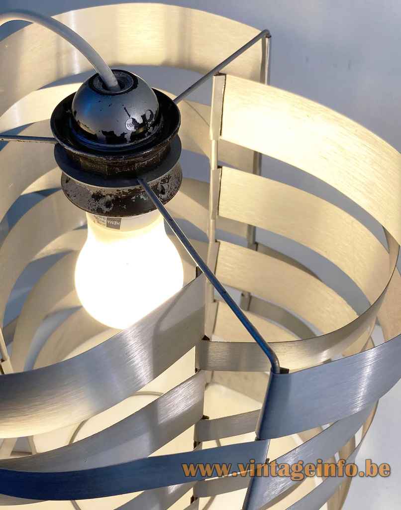 1970s Max Sauze pendant lamp round alumunium slats lampshade metal wire frame E27 socket France