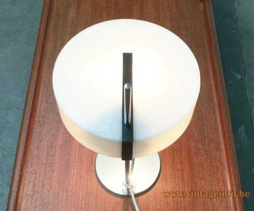 Cosack White Acrylic Desk Lamp 3