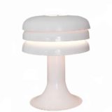 White Lamingo BN 25 table lamp design: Hans-Agne Jakobsson aluminium base 3 stacked rings lampshade 1960s