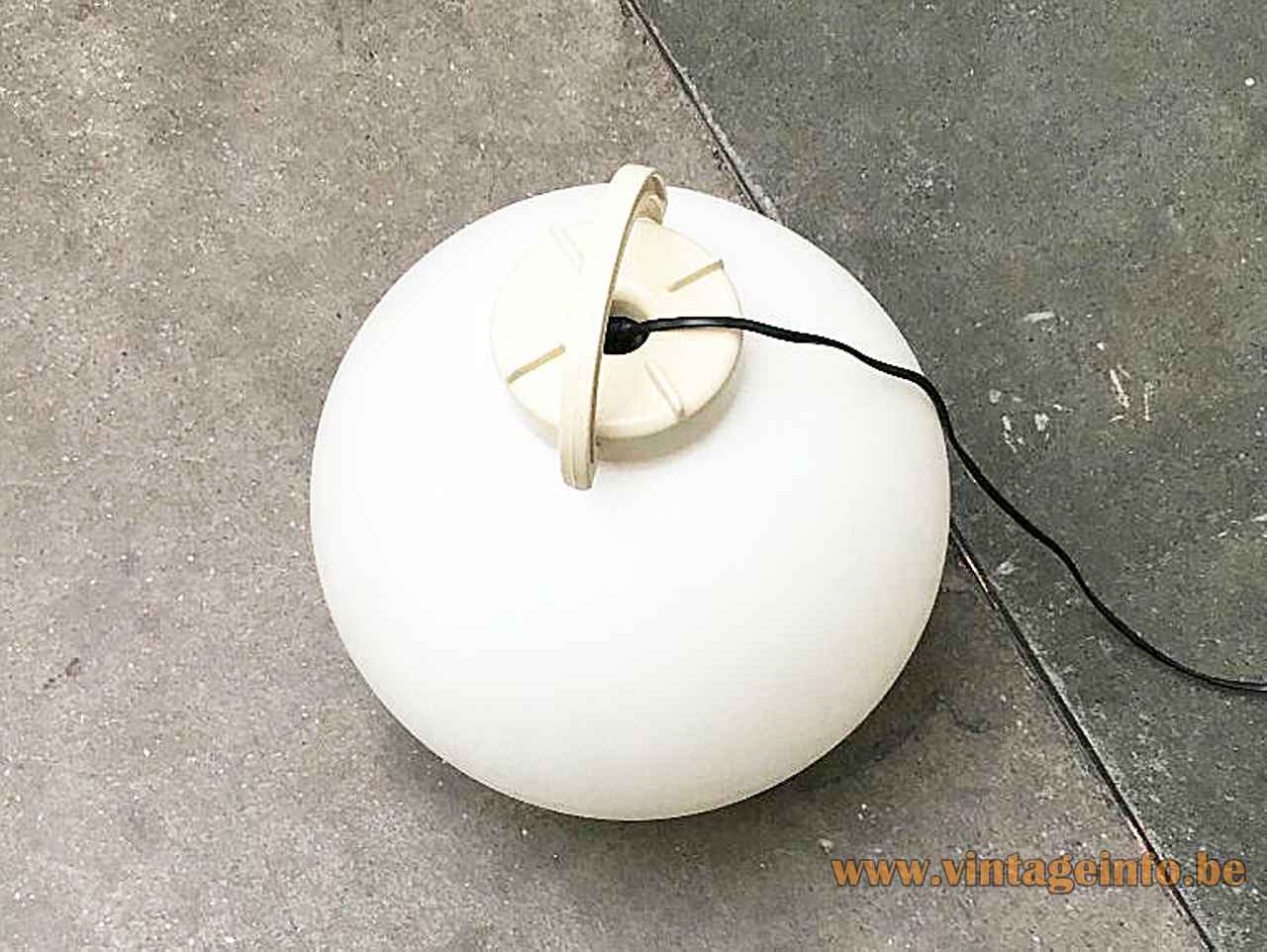 Valenti Tama floor lamp white plastic globe lampshade & handle design: Isao Hosoe 1970s 1980s top view