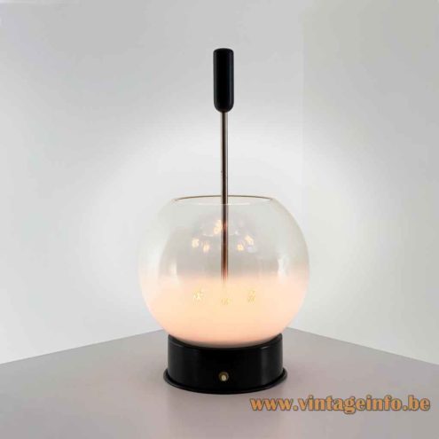 Gino Sarfatti Arteluce 593 table lamp round black metal base misty globe glass lampshade 1960s Italy