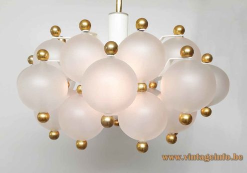 Kinkeldey Frosted Globes Pendant Lamp 2