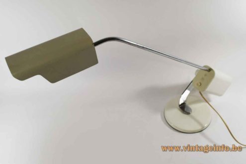 Luci T442 Desk Lamp 2
