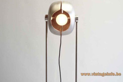 Split Globe Floor Lamp 4